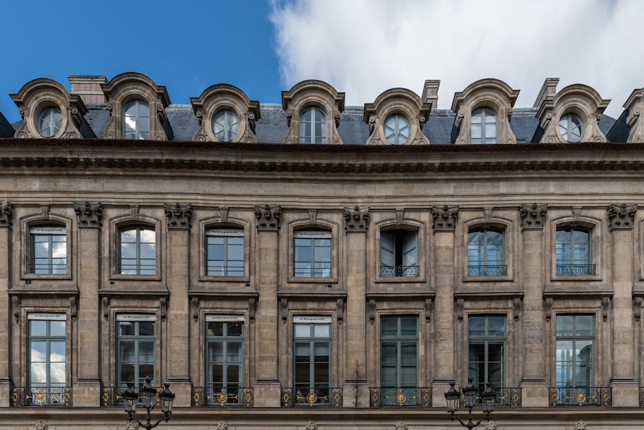 Article Image for Five Boutique Hotels in Paris You Must Stay At